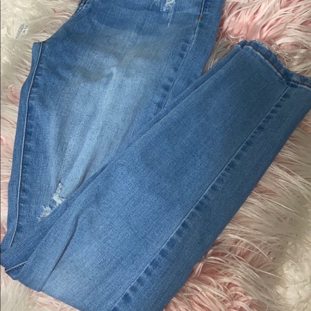 💙🦋fashion nova jeans🦋💙 - Picture 9 of 11